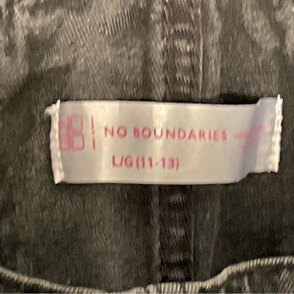 Bundle 4 No Boundaries Hello Kitty, Digital Circus, Aname Runa Yomozuki T Shirt - Picture 6 of 12